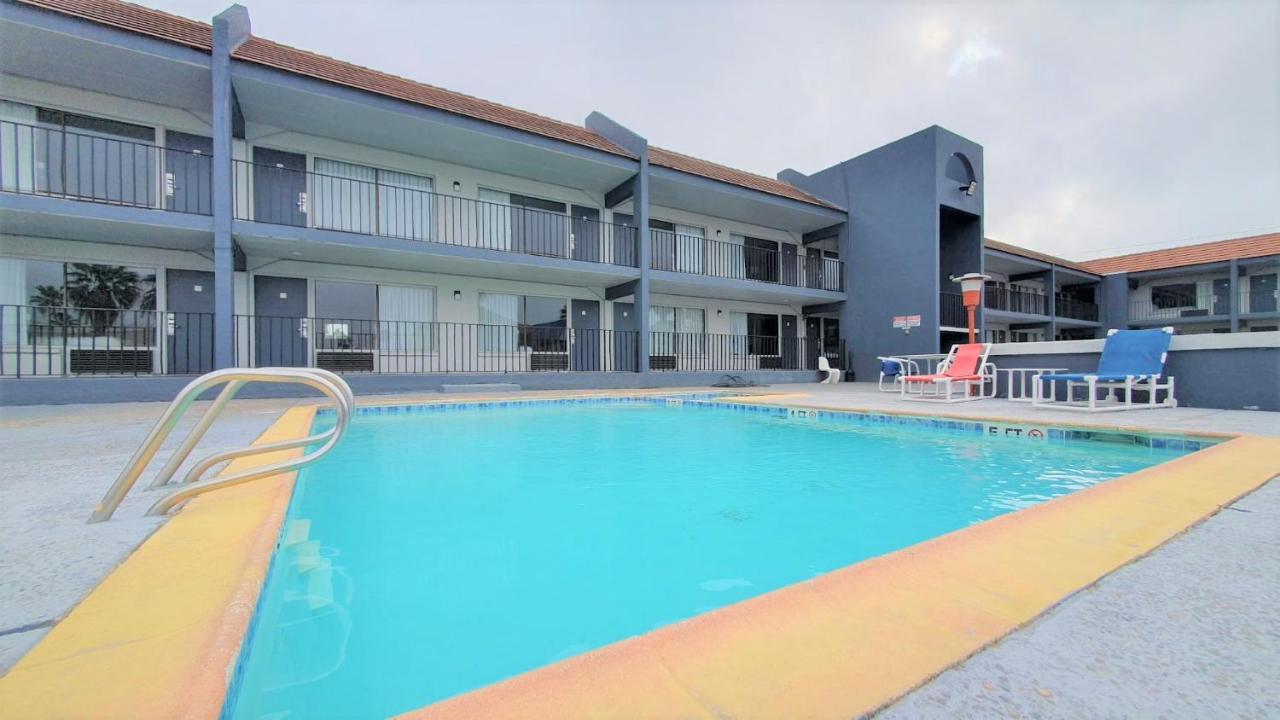 อีโคโน ลอดจ์ เซาท์ แพเดรอ ไอส์แลนด์ Motel เซาท์ปาเดรไอส์แลนด์ ภายนอก รูปภาพ